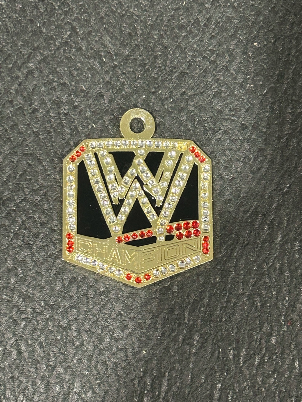WWE scratch championship (2013 era) metal pendant! Officially licensed!